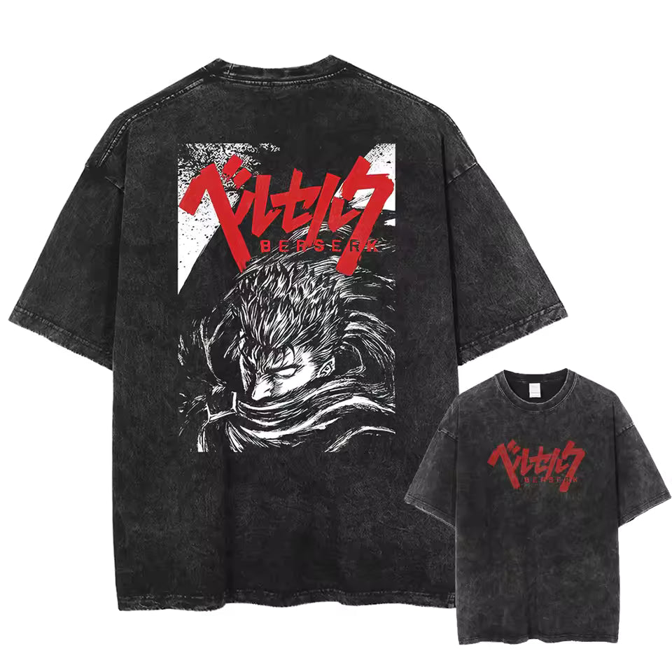 Camiseta con estampa de Berserk Guts